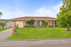 7 Portelli Ave, Kariong NSW 2250, Australia
