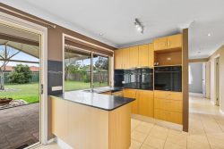 7 Portelli Ave, Kariong NSW 2250, Australia