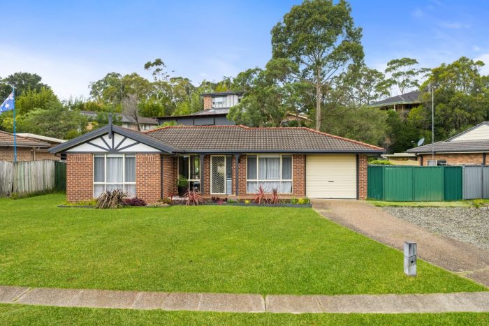 138 Langford Dr, Kariong NSW 2250, Australia