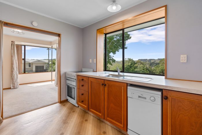 9 Mount Street, Waikouaiti, Dunedin, Otago, 9510, New Zealand