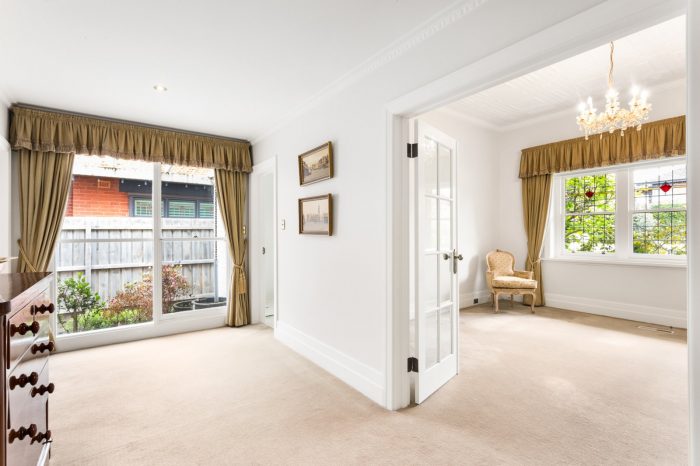 29 Normandy Rd, Elwood VIC 3184, Australia