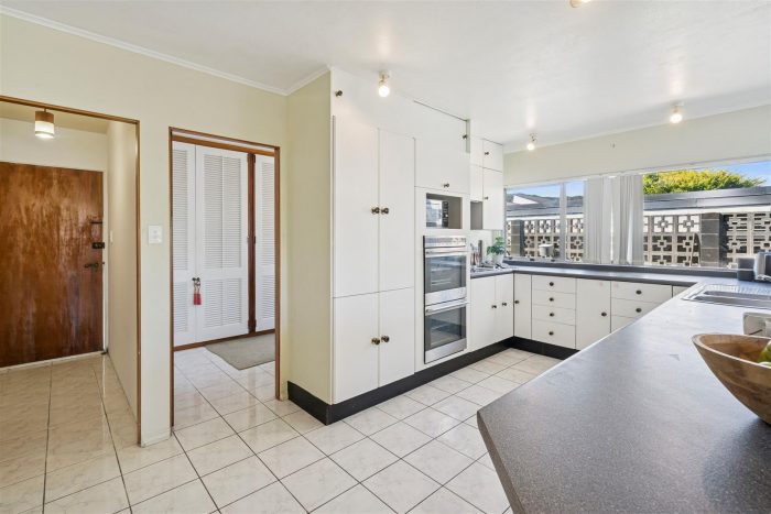 20 Park Avenue, Epuni, Lower Hutt, Wellington, 5011, New Zealand