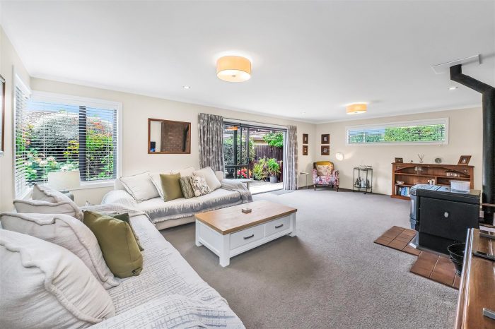 34 Royleen Street, Casebrook, Christchurch City, Canterbury, 8051, New Zealand