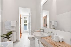 310 Scotchmans Rd, Drysdale VIC 3222, Australia