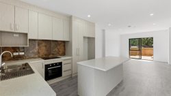 1/41 Settlement Road, Papakura, Auckland, 2110, New Zealand