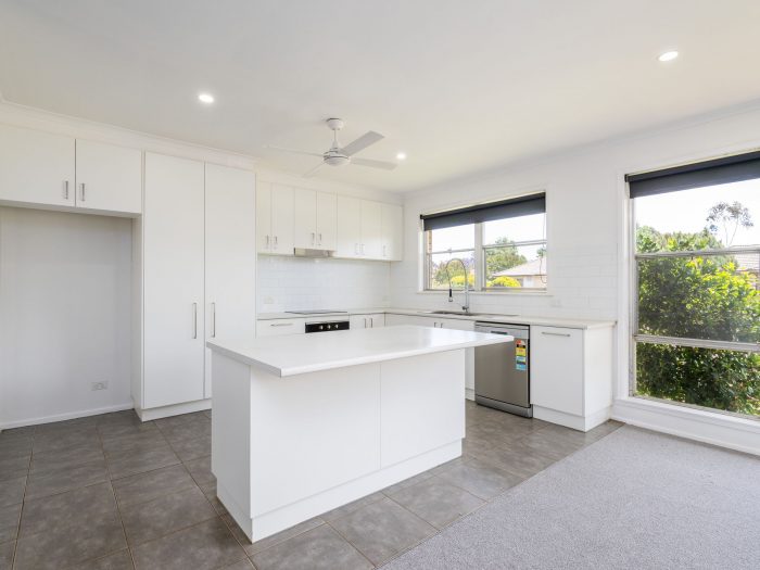 11 Sheehan Cres, Shepparton VIC 3630, Australia
