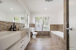 101 Taylor Road, Waimauku, Rodney, Auckland, 0812, New Zealand