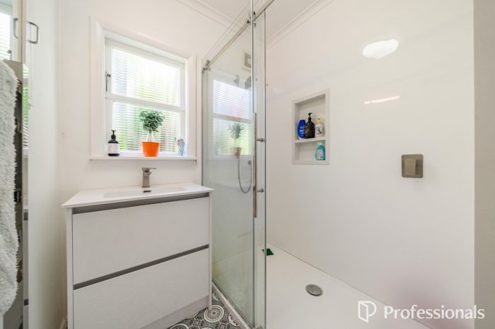 6 Te Whiti Grove, Korokoro, Lower Hutt, Wellington, 5012, New Zealand