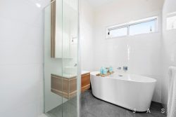 17 The Blvd, Yarraville VIC 3013, Australia