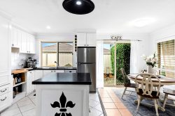 74 Tooth St, Pialba QLD 4655, Australia