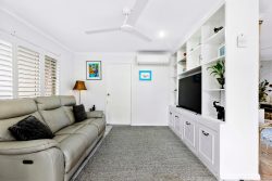 74 Tooth St, Pialba QLD 4655, Australia