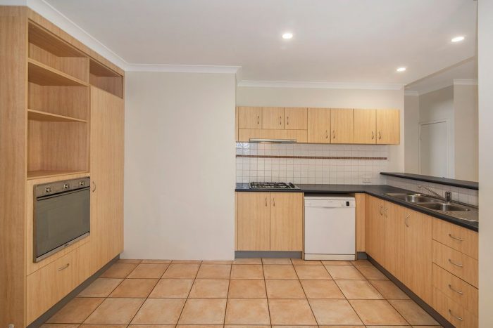 4 Moonshine Pl, Dunsborough WA 6281, Australia