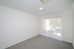 6 Regency Ramble, Wattle Grove WA 6107, Australia