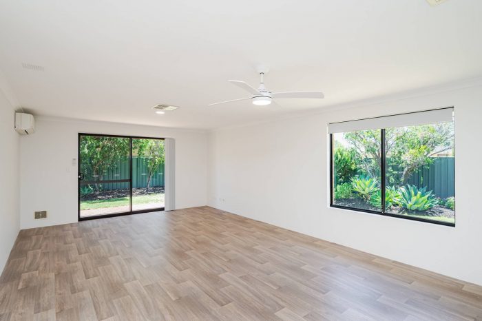 6 Regency Ramble, Wattle Grove WA 6107, Australia