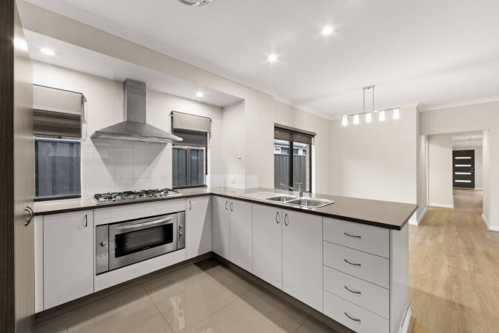 37 Pulchella Ramble, Banksia Grove WA 6031, Australia