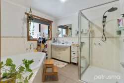 15 Villawood Ct, Forcett TAS 7173, Australia