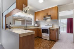 2 Webb Avenue, Levin, Horowhenua, Manawatu / Whanganui, 5510, New Zealand