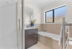 1 Yarrow Lane, Papakura, Auckland, 2110, New Zealand