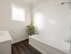 2A Bond Street, Hamilton East, Hamilton, Waikato, 3216, New Zealand