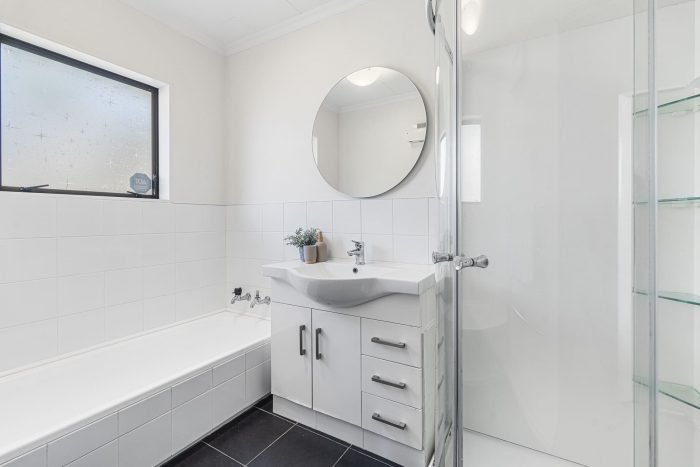 10 Ainslee Street, Highlands Park, New Plymouth, Taranaki, 4312, New Zealand
