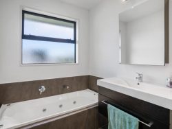 23B Hodges Drive, Winton, Southland, 9782, New Zealand