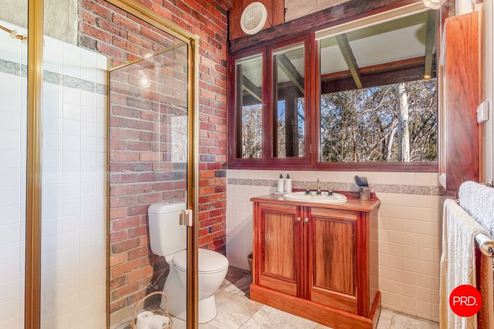 178-190 Binks Rd, Strathfieldsaye VIC 3551, Australia