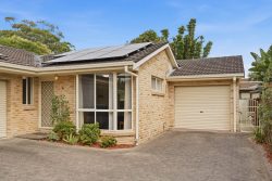 Unit 4/301 Blackwall Rd, Blackwall NSW 2256, Australia
