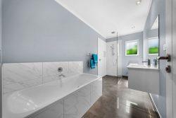 8 CANMORE STREET, Pokeno, Franklin, Auckland, 2402, New Zealand