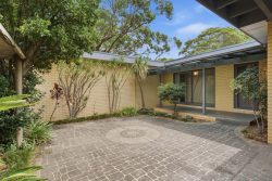43 Carpenter St, Umina Beach NSW 2257, Australia
