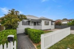 24 Catherine St, Waratah West NSW 2298, Australia