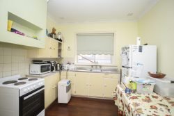 5 Beagle Pl, Belmont WA 6104, Australia