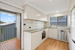 27 Christiansen Ave, Old Erowal Bay NSW 2540, Australia