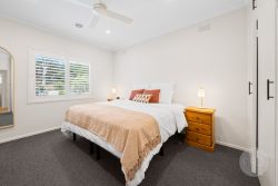 18 Colong Pl, Kooringal NSW 2650, Australia
