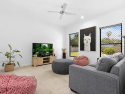 38 A Sawmill Rd, Dundowran Beach QLD 4655, Australia