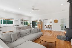 25 Dayspring Dr, Margate TAS 7054, Australia