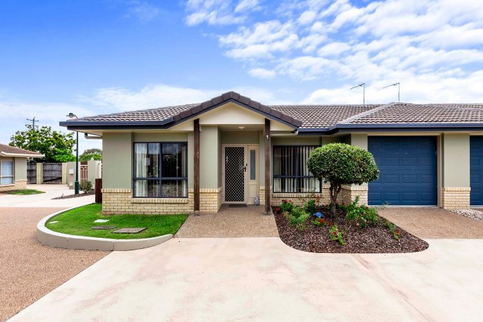 Unit 1/142-146 Elizabeth St, Bay Village, Urangan QLD 4655, Australia