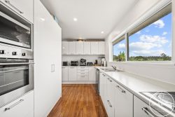 5 Hebe Lane, Maungaturoto, Kaipara, Northland, 0520, New Zealand