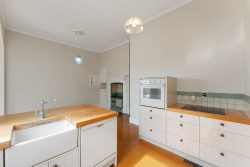 17 Seccombes Road, Epsom, Auckland, 1023, New Zealand