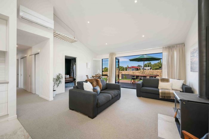 129 Hall Road, Bannockburn, Cromwell, Central Otago, Otago, 9384, New Zealand