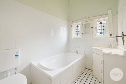 135 Hawker St, Quirindi NSW 2343, Australia