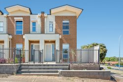 Unit 8/12 Hillier Rd, Morphett Vale SA 5162, Australia