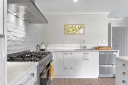 118 Hillpark Drive, Pokeno, Franklin, Auckland, 2402, New Zealand