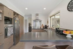 10 Emmerdale Place, Ohauiti, Tauranga, Bay Of Plenty, 3112, New Zealand