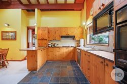 11 Jacaranda Pl, Oxley Vale NSW 2340, Australia