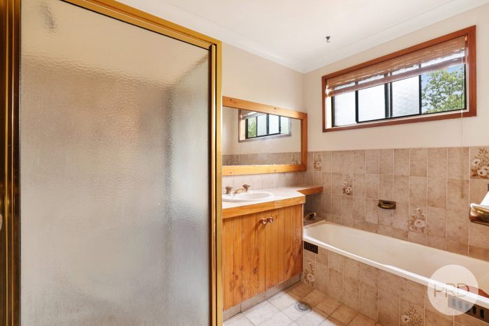 11 Jacaranda Pl, Oxley Vale NSW 2340, Australia