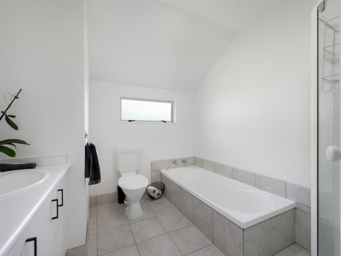 55A John Sims Drive, Broadmeadows, Wellington, 6035, New Zealand