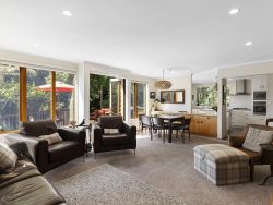 41 Rona Street, Eastbourne, Lower Hutt, Wellington, 5013, New Zealand