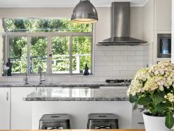 41 Rona Street, Eastbourne, Lower Hutt, Wellington, 5013, New Zealand