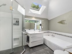 41 Rona Street, Eastbourne, Lower Hutt, Wellington, 5013, New Zealand