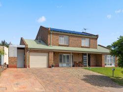 4 Keane Ct, Old Reynella SA 5161, Australia